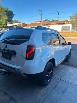 RENAULT-DUSTER-2018