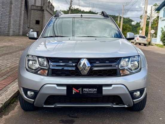 RENAULT-DUSTER-2016