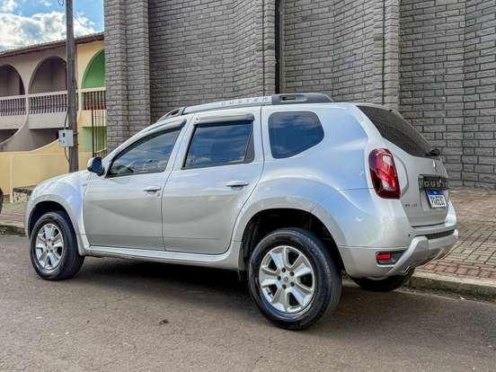 RENAULT-DUSTER-2.0 DYNAMIQUE 4X2 16V FLEX 4P AUTOMÁTICO RENAULT-DUSTER-2016