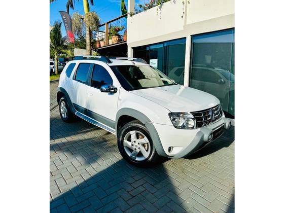 RENAULT DUSTER 2.0 DYNAMIQUE 4X2 16V FLEX 4P AUTOMÁTICO