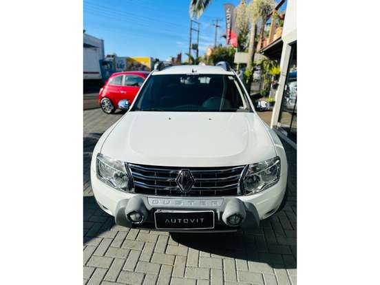 RENAULT-DUSTER-2013