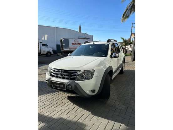RENAULT-DUSTER-2013