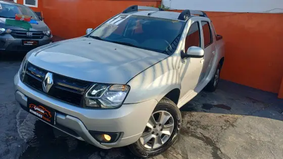 RENAULT DUSTER OROCH 2.0 16V FLEX DYNAMIQUE 4P AUTOMÁTICO