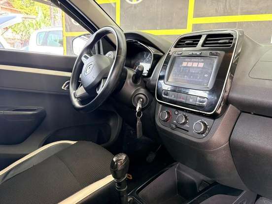 RENAULT-KWID-2018
