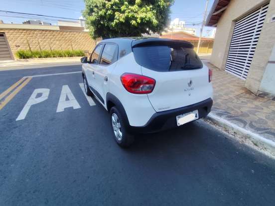 RENAULT-KWID-1.0 12V SCE FLEX ZEN MANUAL RENAULT-KWID-2018