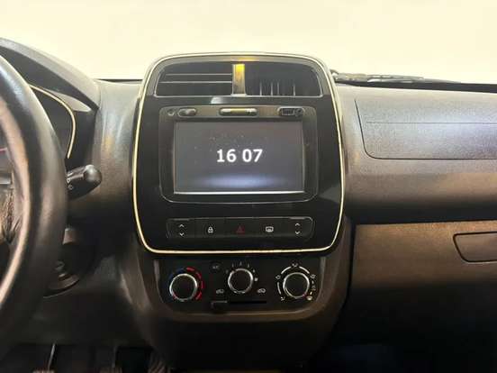 RENAULT-KWID-2017
