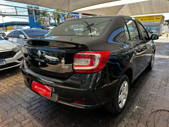 RENAULT-LOGAN-2017
