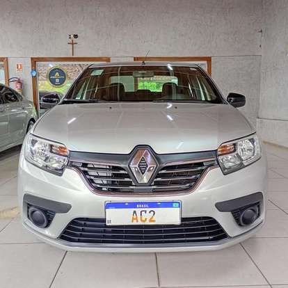 RENAULT-LOGAN-2022