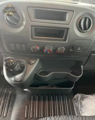 RENAULT-MASTER-2027