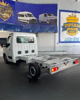 RENAULT-MASTER-2027