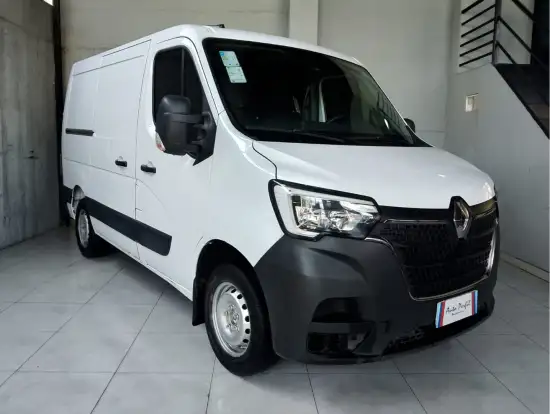 RENAULT-MASTER-2023