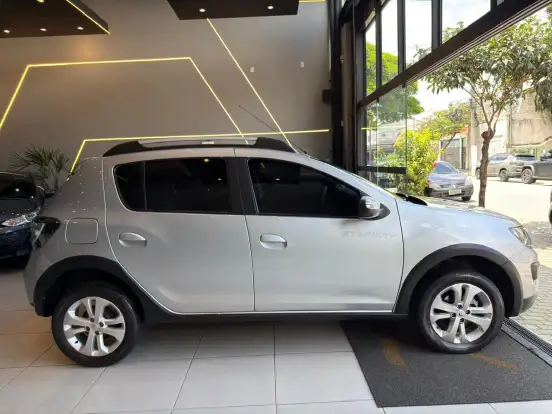 RENAULT-SANDERO-1.6 16V SCE FLEX STEPWAY EASY-R RENAULT-SANDERO-2017