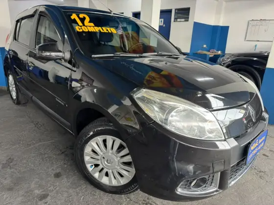 RENAULT SANDERO 1.6 PRIVILÉGE 16V FLEX 4P AUTOMÁTICO