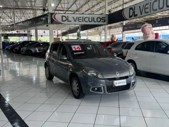 RENAULT SANDERO 1.6 PRIVILÉGE 16V FLEX 4P AUTOMÁTICO