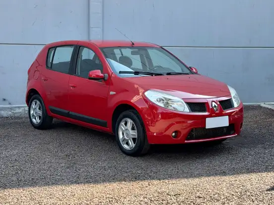 RENAULT-SANDERO-1.6 PRIVILÈGE 8V FLEX 4P MANUAL RENAULT-SANDERO-2010