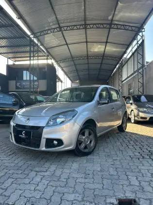 RENAULT SANDERO 1.6 STEPWAY 16V FLEX 4P MANUAL
