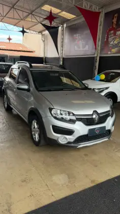 RENAULT SANDERO 1.6 STEPWAY 8V FLEX 4P MANUAL