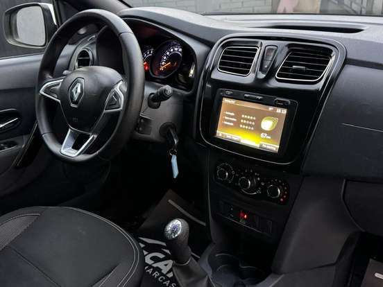 RENAULT-SANDERO-1.0 12V SCE FLEX ZEN MANUAL RENAULT-SANDERO-2020