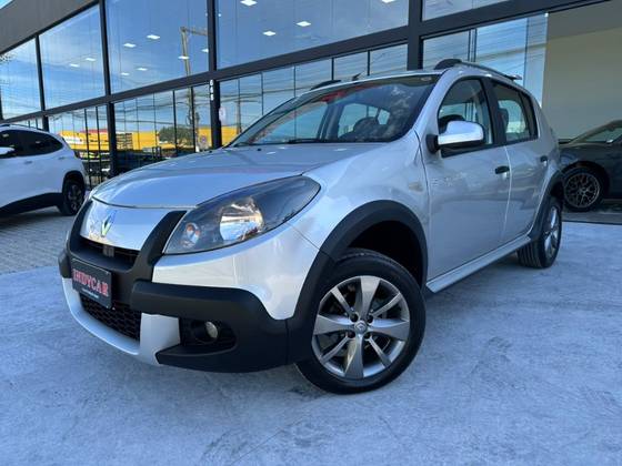 RENAULT SANDERO 1.6 STEPWAY 16V FLEX 4P MANUAL