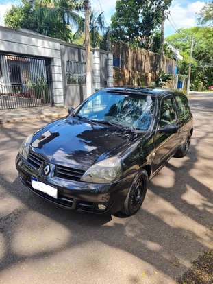 RENAULT-CLIO-2011