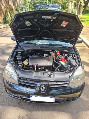 RENAULT-CLIO-2011