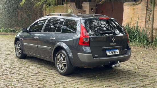 RENAULT-MEGANE-2007