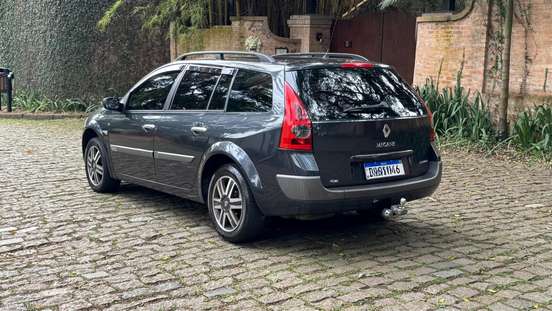 RENAULT-MEGANE-2007