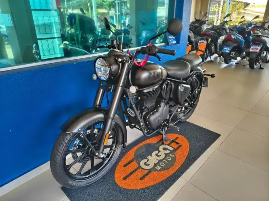 ROYAL ENFIELD-CLASSIC 350-2025