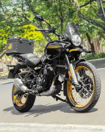 ROYAL ENFIELD HIMALAYAN 450 HANLE BLACK 