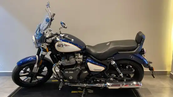 ROYAL ENFIELD-METEOR 650 CELESTIAL-2025