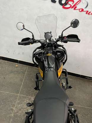 ROYAL ENFIELD-HIMALAYAN 450 HANLE BLACK-2025