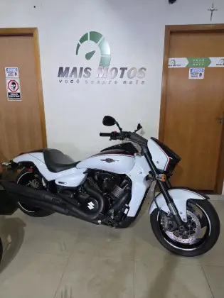 SUZUKI BOULEVARD M1800R 