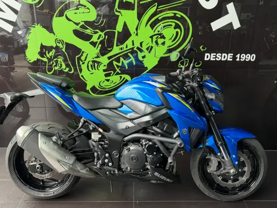SUZUKI GSX-S750A 