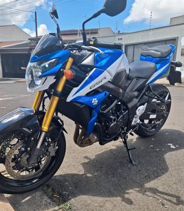 SUZUKI GSR 750ZA 