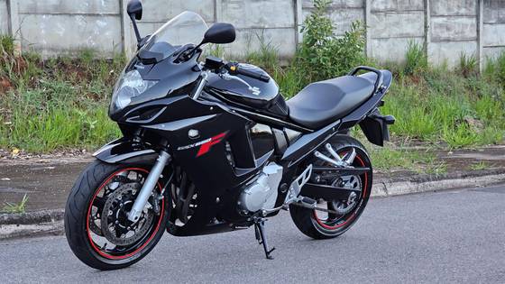 SUZUKI GSX 650 F 
