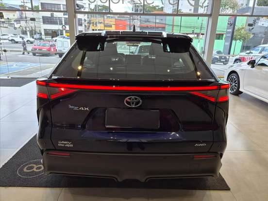 TOYOTA-BZ4X-2026