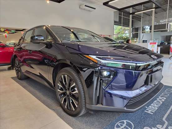 TOYOTA-BZ4X-2026