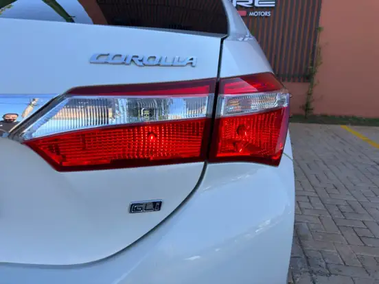 TOYOTA-COROLLA-2016