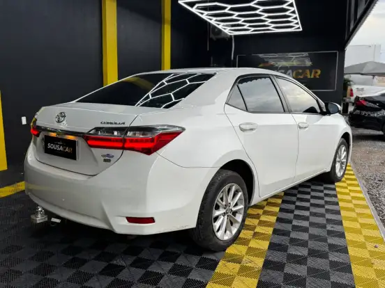 TOYOTA-COROLLA-2019
