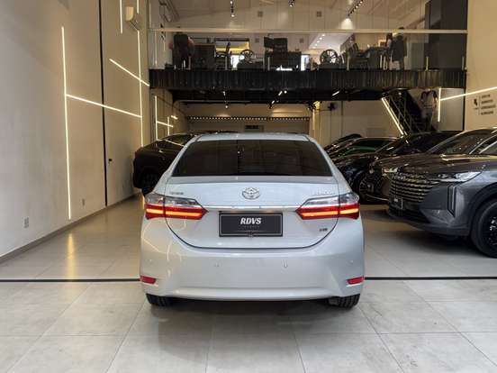 TOYOTA-COROLLA-1.8 GLI 16V FLEX 4P AUTOMÁTICO TOYOTA-COROLLA-2017