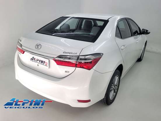 TOYOTA-COROLLA-2018