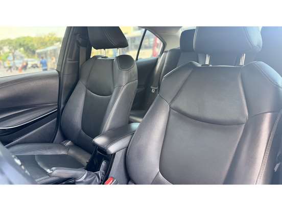 TOYOTA-COROLLA-2022