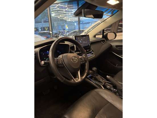 TOYOTA-COROLLA-2019