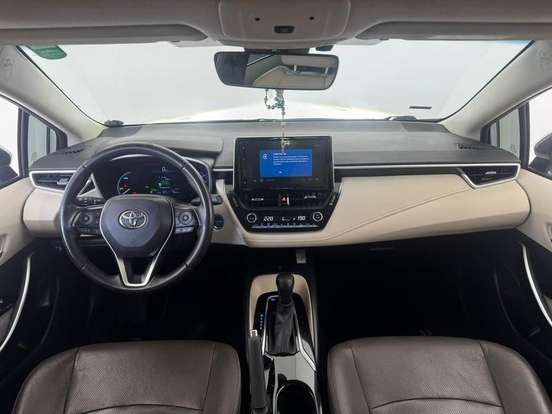 TOYOTA-COROLLA-2023