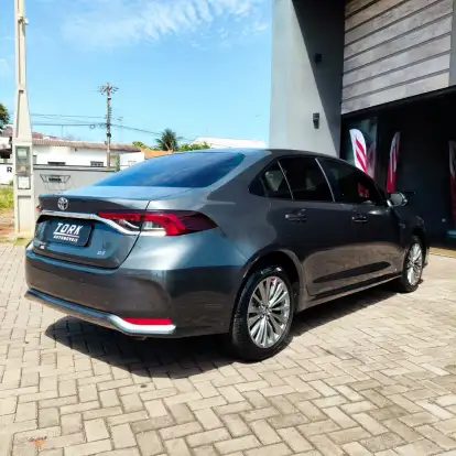 TOYOTA-COROLLA-2025