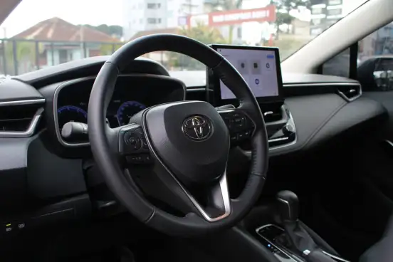 TOYOTA-COROLLA-2025