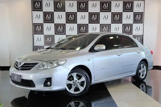 TOYOTA-COROLLA-2012