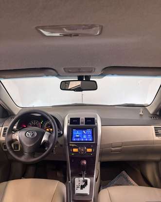 TOYOTA-COROLLA-2012