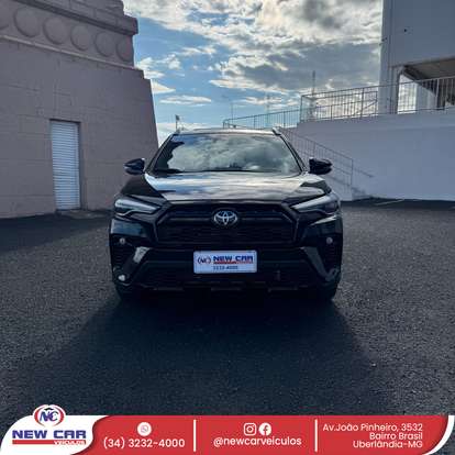 TOYOTA-COROLLA-2023