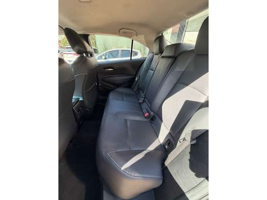 TOYOTA-COROLLA-2023